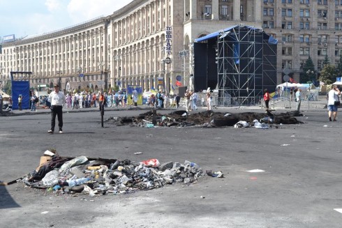 Майдан 8 августа на фотографии 2