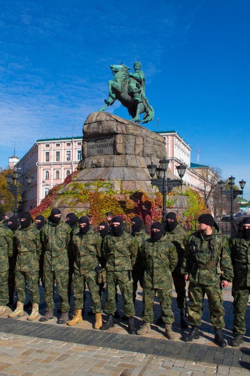 курсанти "Азову" відправляються на Донбас - фото 1