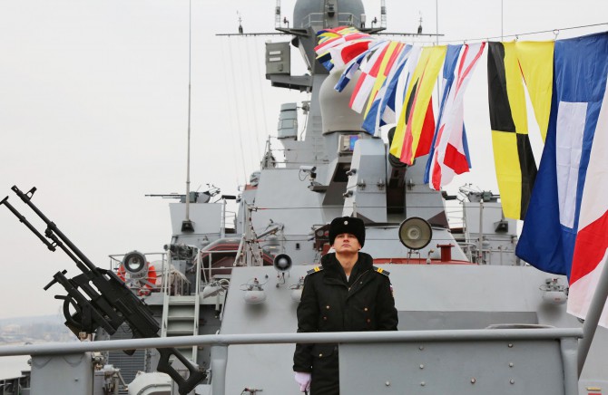 ввод в состав ВМФ РФ кораблей в Крыму на фото 3
