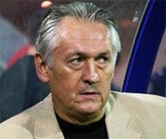 Главным тренером сборной Украины по футболу стал Михаил Фоменко - фото