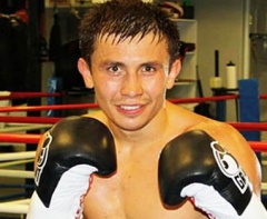 Геннадий Головкин защитил титул чемпиона WBA - фото