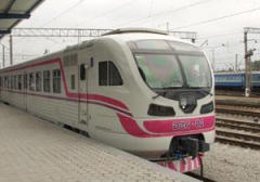Парк подвижного состава Львовской железной пополнился новым дизель-поездом отечественного производства - фото