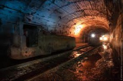 Поиски пострадавших на шахте «Комсомолец Донбасса» продолжаются - фото