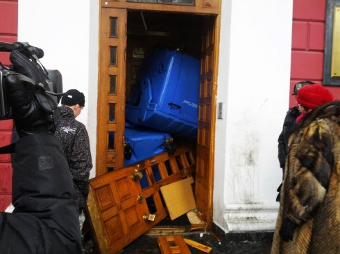 Задержанных за инцидент возле Одесского горсовета могут отпустить под залог - фото
