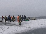 На Полтавщине от берега оторвалась льдина с 41 рыбаком