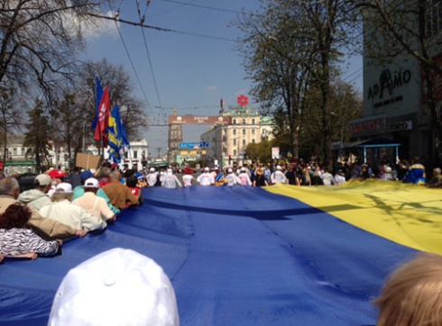 «Вставай, Украина» прошла в Сумах - фото