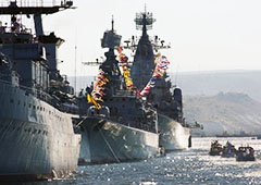 Министр обороны переводит штаб ВМС в Киев - фото