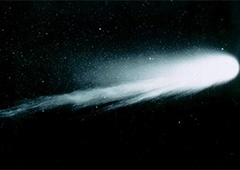 Украинский астроном открыл новую комету - фото