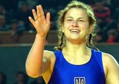 Украинка завоевала золото на чемпионате мира по борьбе - фото