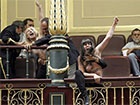 Активистки Femen показали голые груди на заседании испанского парламента