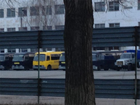 В Василькове заблокировали автобусы с «Беркутом», которые собираются на Киев - фото