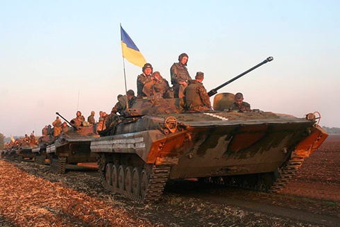 В зону АТО на помощь украинским войскам идет усиление - фото