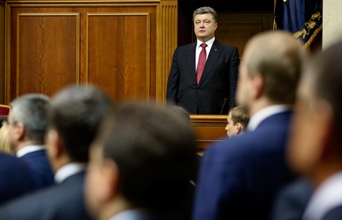 Порошенко: Украина не будет «какой-то там федерацией» - фото