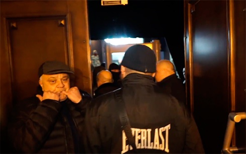 В Одессе «Правый сектор» подрался с титушками, которые защищали подпольное казино - фото