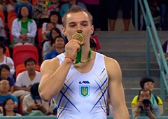 Олег Верняев стал абсолютным чемпионом Европы по спортивной гимнастике - фото
