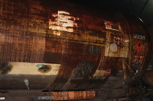СБУ задержала диверсанта, который 9 мая хотел взорвать поезд с нефтепродуктами - фото