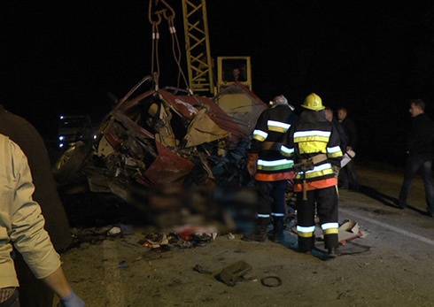В Хмельницкой области в аварии погибли 3 человека, 3 травмированы - фото