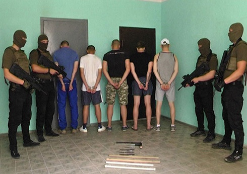 За массовую драку ночью в Харькове милиция задержала 5 человек - фото