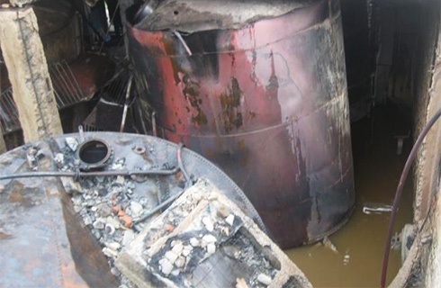 В Беларуси от удара молнии сгорело 110 тонн спирта - фото