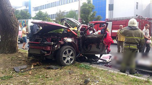Взорвали машину с секретаршей Захарченко - фото
