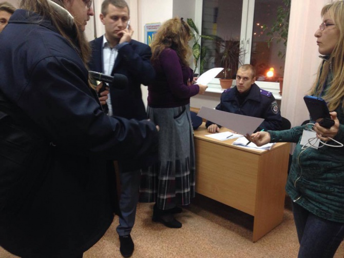 Наблюдателя от «Руха за реформы» подозревают в подкупе избирателей, - Опора - фото