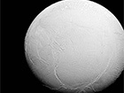 NASA показала фото ледяного Энцелада