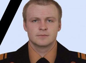 В Киеве во время тушения пожара погиб пожарник - фото