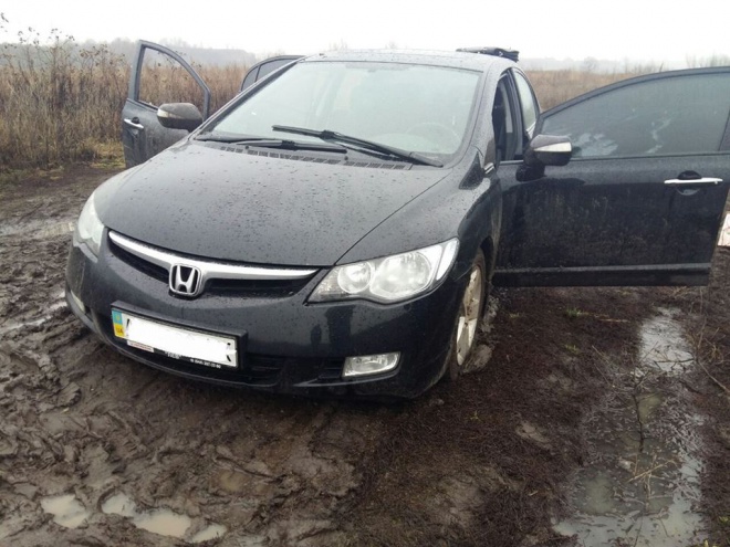 Киевские патрульные снова стреляли по автомобилю - фото
