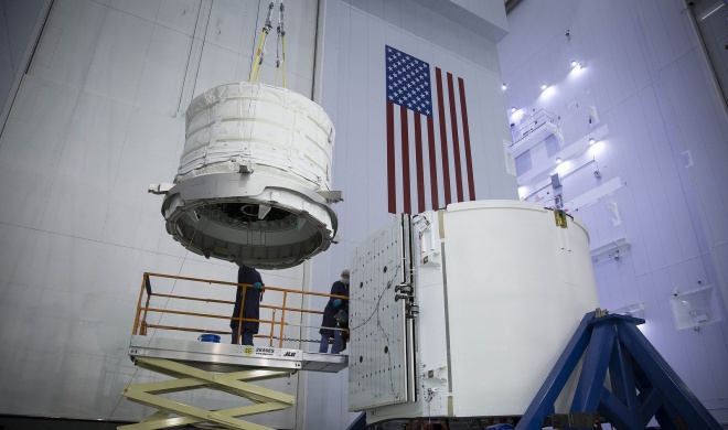 На МКС доставят надувной жилой модуль для испытания его для дальних экспедиций - фото