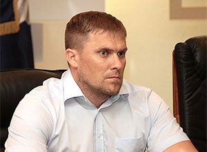 В Киеве задержали криминального авторитета, контролировавшего добычу янтаря - фото