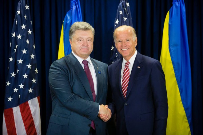 Байден: США готовы предоставить Украине $1 млрд кредитных гарантий