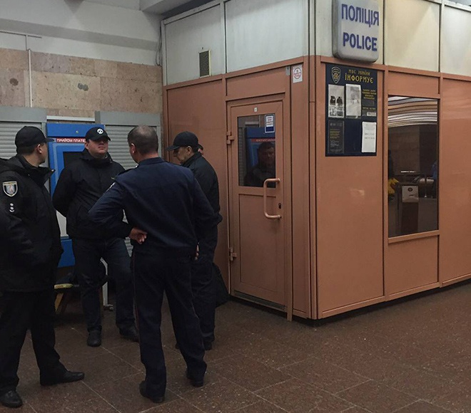На станции метро «Лыбидская» произошла стрельба - фото
