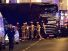 В Берлине грузовик въехал в толпу, более десяти погибших