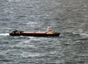 В Черном море затонул сухогруз с украинцами на борту - фото