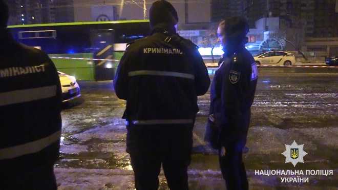 В Киеве пытались подорвать патрульных (видео) - фото