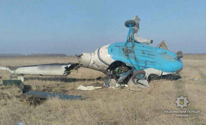 На Полтавщине упал вертолет Ми-2 - фото