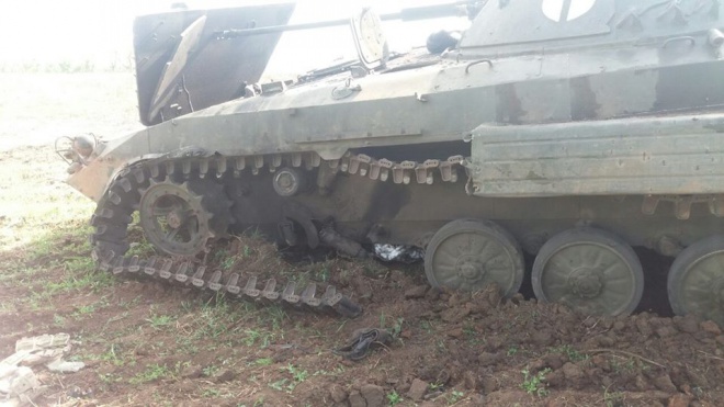Украинские военные попали в засаду: один погиб, двое ранены - фото