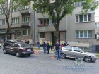 Во Львове участник ДТП ударил ножом патрульную полицейскую