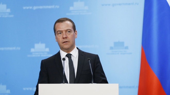 Медведев рассказал какими будут против Украины санкции - фото