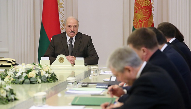 Лукашенко прокомментировал вопрос объединения с Россией - фото