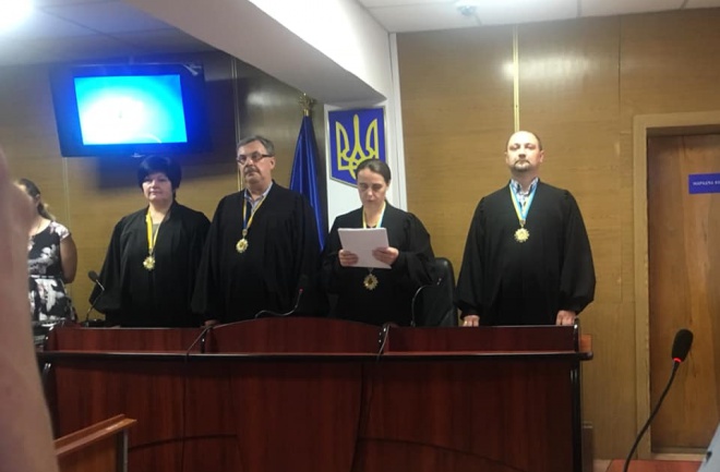 Суд отпустил двух подозреваемых в убийстве журналиста Сергиенко - фото