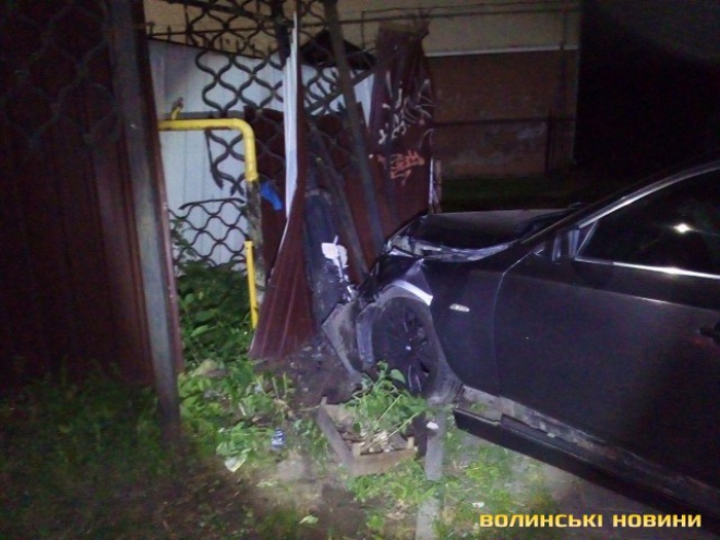 Пьяный прокурор с 7 девушками в автомобиле попал в ДТП, - СМИ - фото