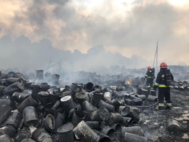 На Львовщине возникл крупный пожар, есть пострадавшие - фото