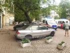 Женщина с ребенком выпали из окна в центре Киева