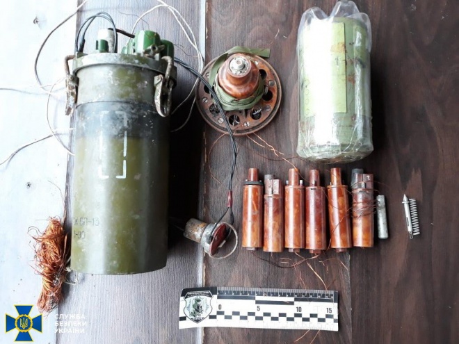 На Луганщине обнаружили российское минно-взрывное устройство, запрещенное конвенцией - фото