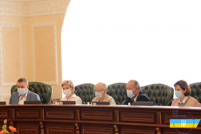 Вслед за Вовком, ВСП не стал отстранять других судей ОАСК - фото