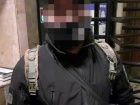 За события на Банковой полиция расследует "хулиганство", задержала "агрессивного участника"