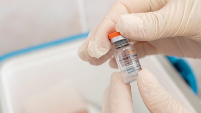 За сутки в Украине сделано 19 тыс прививок против COVID-19 - фото