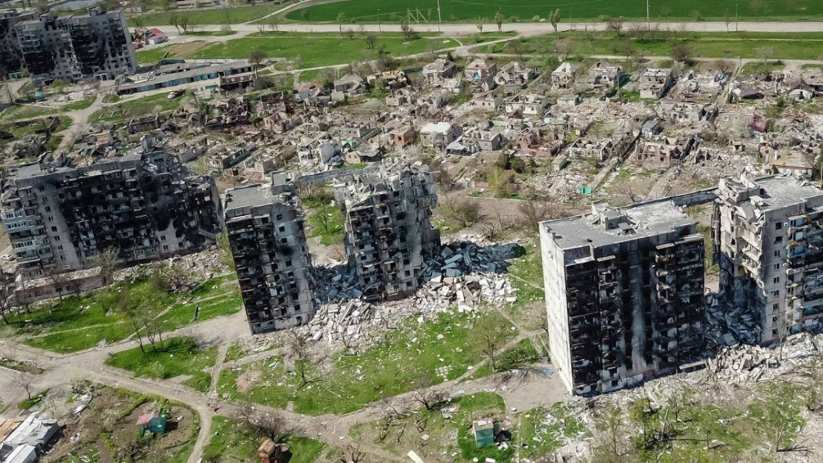 Обстрелами Донецка россия отвлекает внимание от катастрофы других городов, - мэр Мариуполя - фото