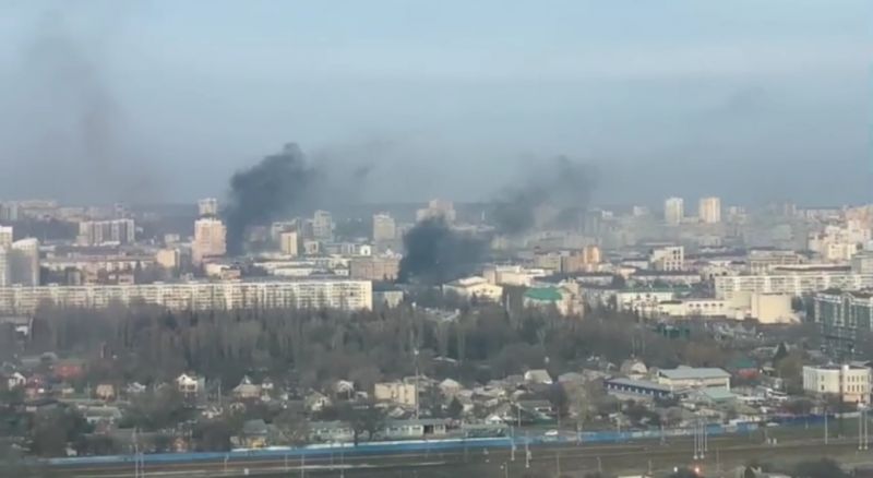 В центре Белгорода взрывы и есть погибшие из-за непрофессионализма российской ПВО - фото